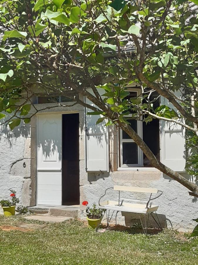 Tourniac Chez Mialaret Bed & Breakfast エクステリア 写真