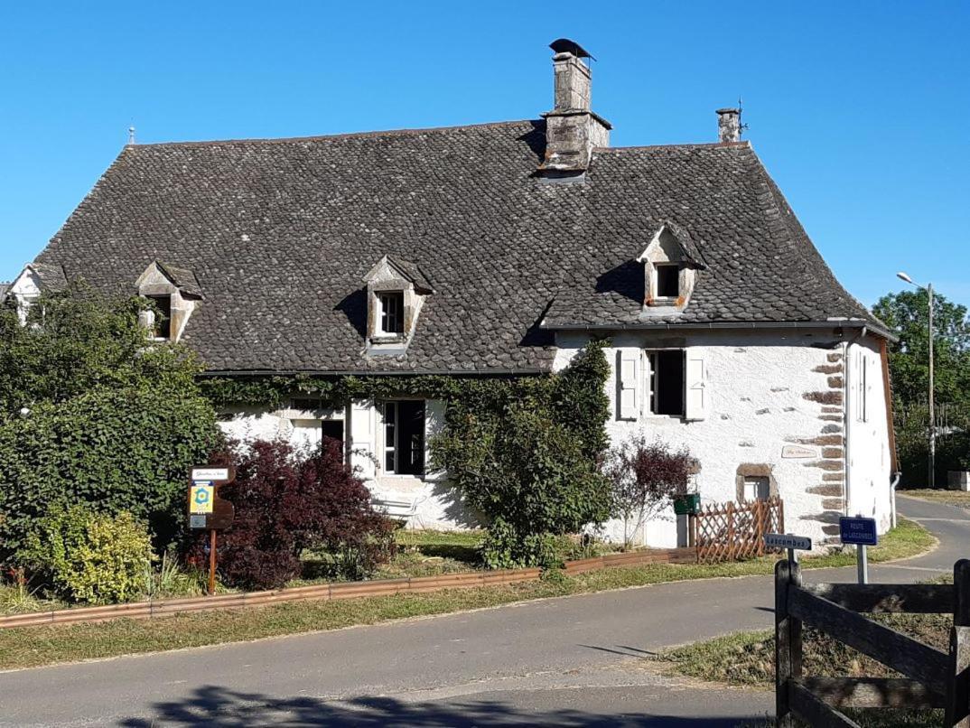 Tourniac Chez Mialaret Bed & Breakfast エクステリア 写真