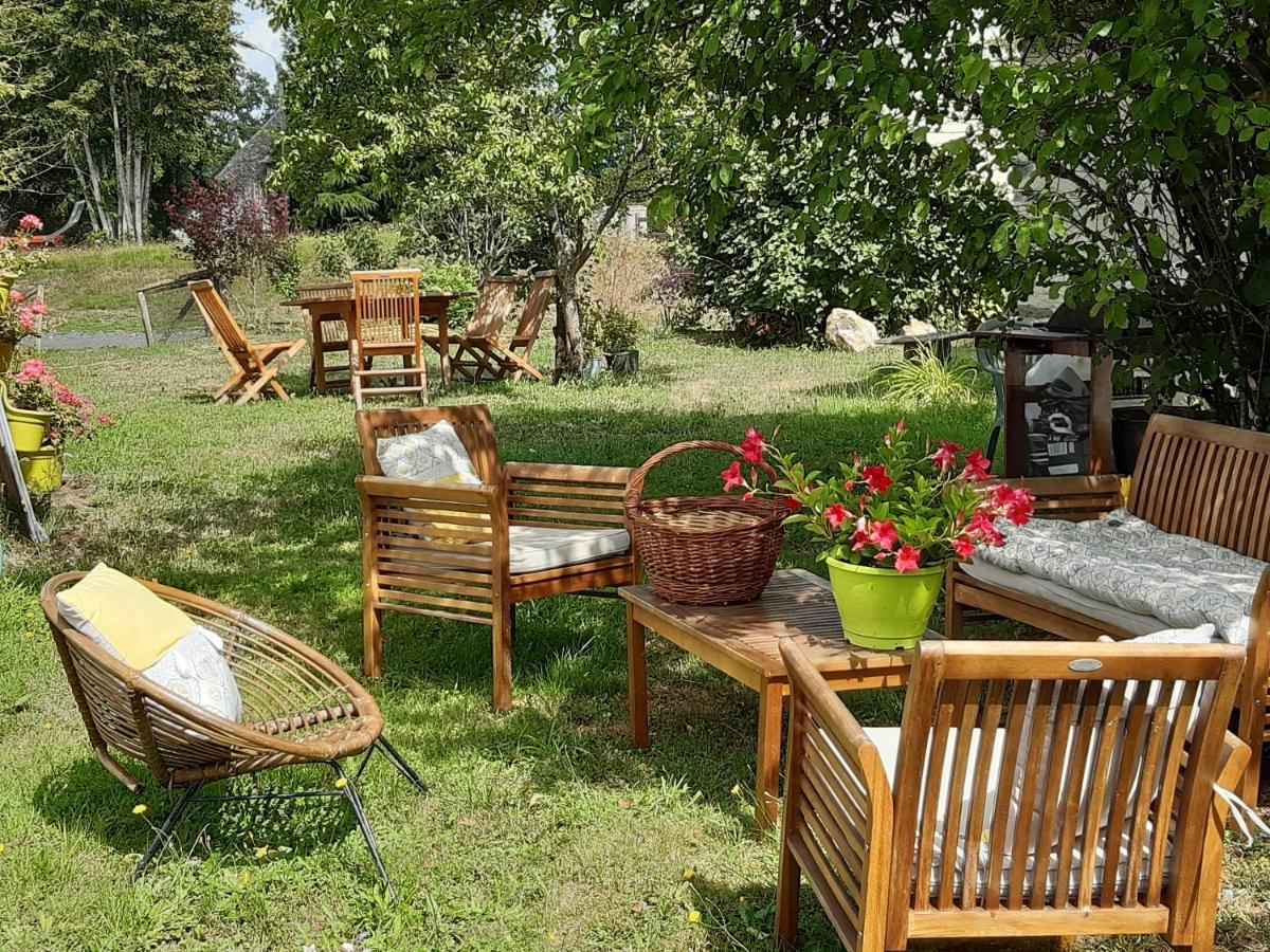 Tourniac Chez Mialaret Bed & Breakfast エクステリア 写真